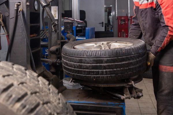 Allweatherbanden of zomerbanden?